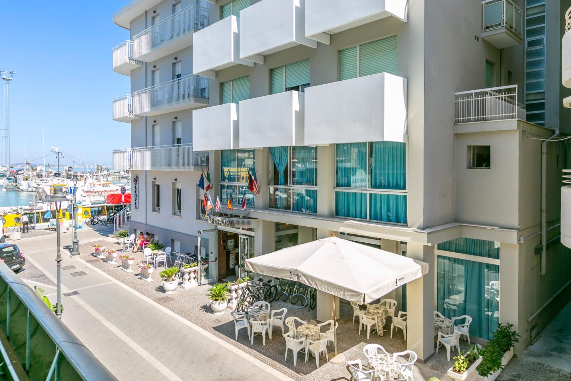Hotel Europa غابيتّشي ماري المظهر الخارجي الصورة